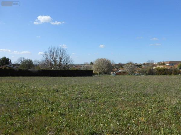 Terrain à Batir à vendre à Jaunay-Marigny dans la Vienne (86130), ref : 018/779.2