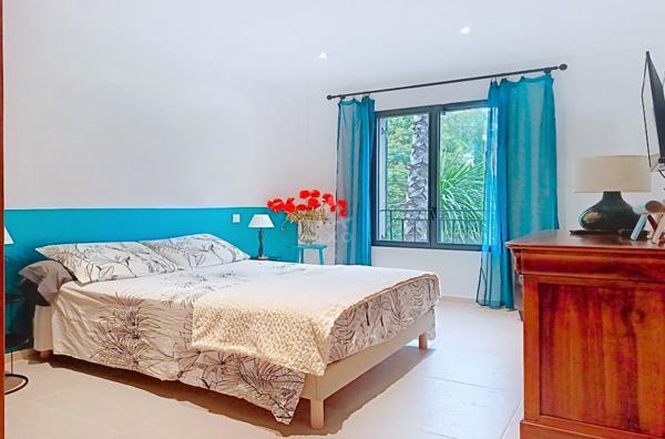 Appartement neuf au calme proche de tout