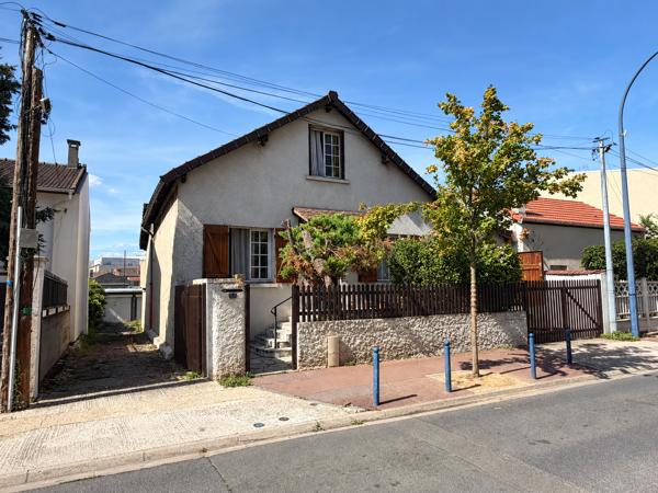 DRANCY – PARIS CAMPAGNE – PAVILLON 109 M² + 9 BOX – TERRAIN 500 M²