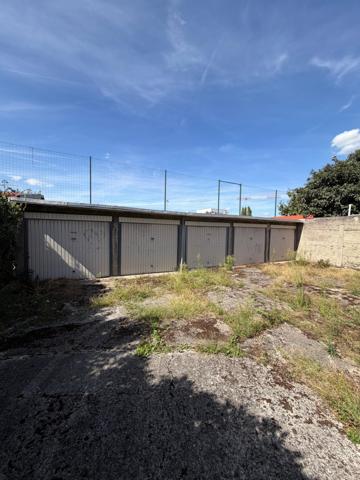 DRANCY – PARIS CAMPAGNE – PAVILLON 109 M² + 9 BOX – TERRAIN 500 M²