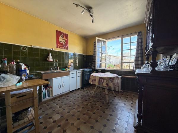DRANCY – PARIS CAMPAGNE – PAVILLON 109 M² + 9 BOX – TERRAIN 500 M²