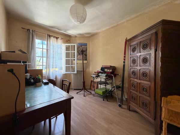 DRANCY – PARIS CAMPAGNE – PAVILLON 109 M² + 9 BOX – TERRAIN 500 M²