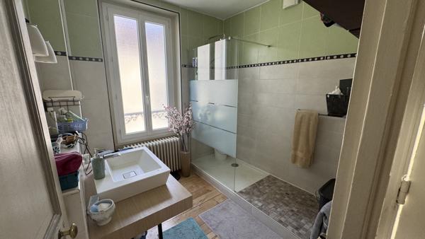Maison 7 pièce(s) 5 chambre(s) 135 m²