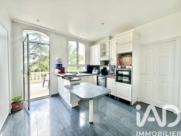 Maison à vendre 14 pièces 433 m² Épinay-sur-Orge