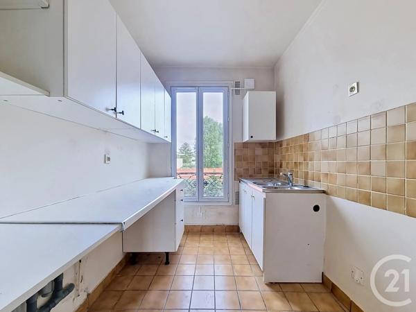 Appartement F3 à vendre  3 pièces - 66,81 m 2   LA GARENNE COLOMBES  - 92