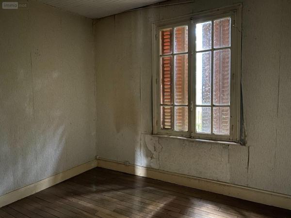 Maison à vendre à Mauriac dans le Cantal (15200), ref : 15060/961