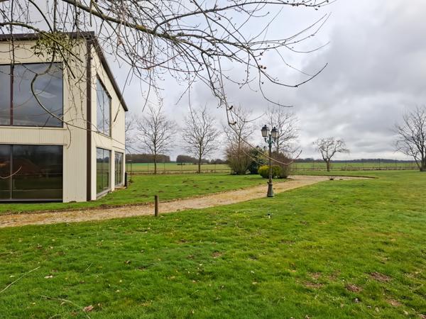 Local Commercial - 655 m² Exclusivité efficity