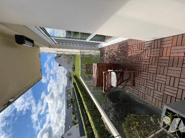 L'ÉTUDE DU DRAKKAR vous propose à la vente un magnifique appartement entièrement rénové