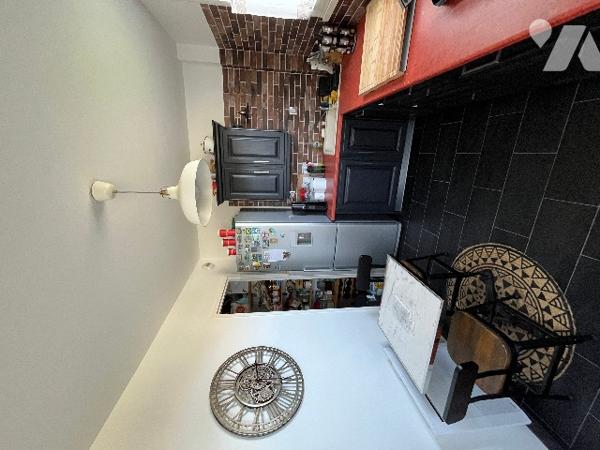 L'ÉTUDE DU DRAKKAR vous propose à la vente un magnifique appartement entièrement rénové