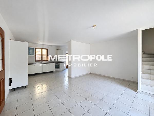 Maison de village 5 pièce(s) 4 chambre(s) 96 m²