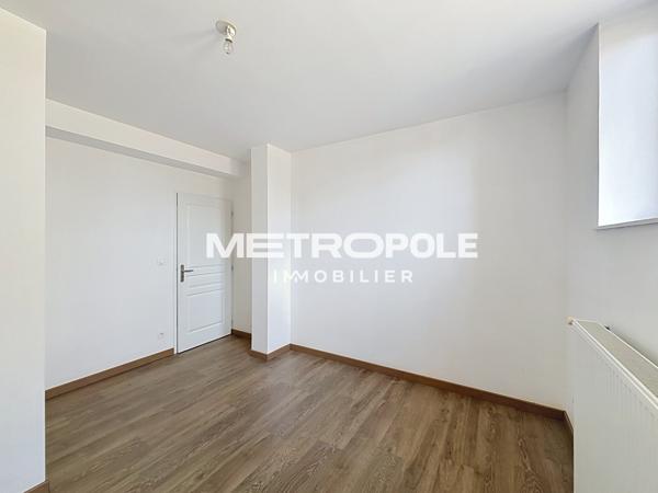 Maison de village 5 pièce(s) 4 chambre(s) 96 m²