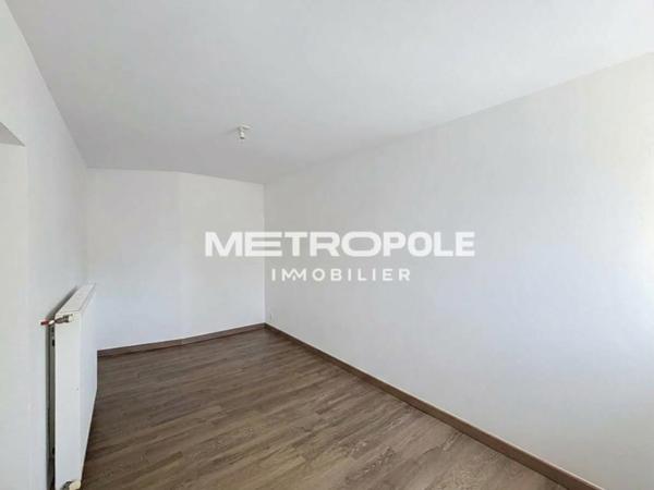 Maison de village 5 pièce(s) 4 chambre(s) 96 m²