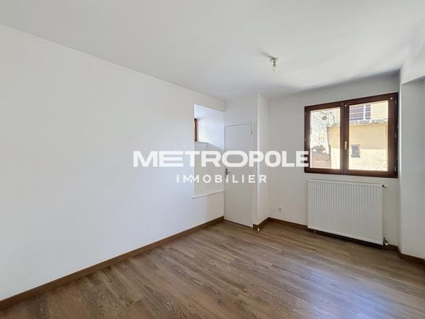Maison de village 5 pièce(s) 4 chambre(s) 96 m²