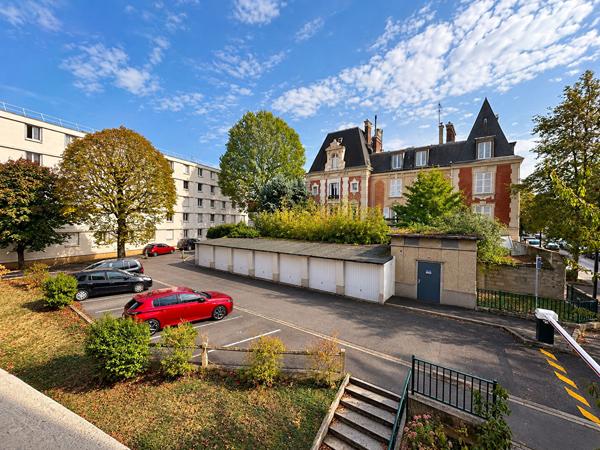 Nanterre 3 pièces 47 m² proche RER A