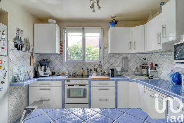 Maison 7 pièces de 194 m² à Verneuil-sur-Seine (78480)