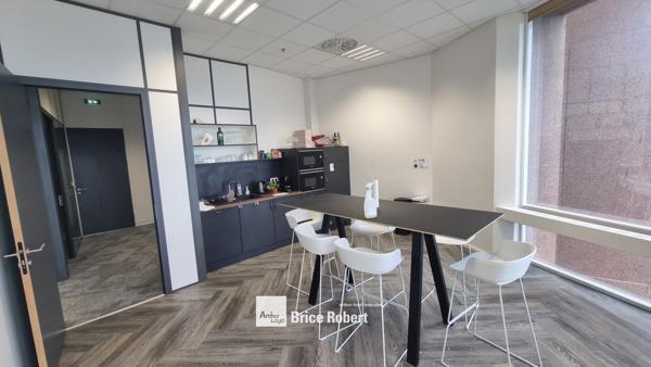 Bureaux à louer Lyon - bureaux rénovés dans la Tour Part Dieu vue panoramique