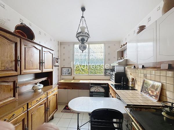 Charmant F3 lumineux au coeur de Chelles