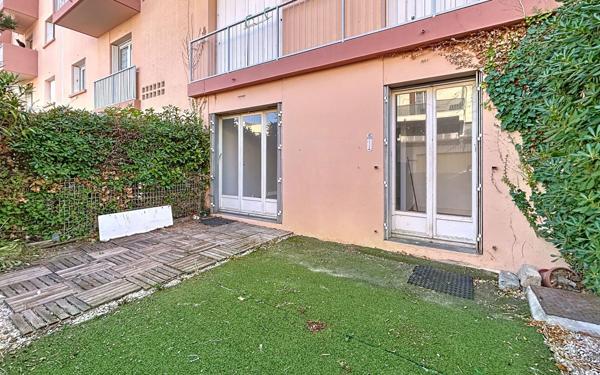 Appartement à vendre    1 pièce • 27,20 m2 Cagnes-sur-Mer