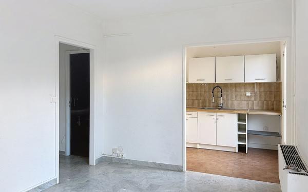 Appartement à vendre    1 pièce • 27,20 m2 Cagnes-sur-Mer
