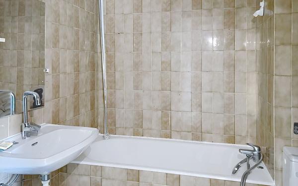 Appartement à vendre    1 pièce • 27,20 m2 Cagnes-sur-Mer