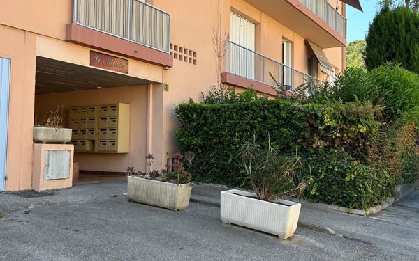 Appartement à vendre    1 pièce • 27,20 m2 Cagnes-sur-Mer