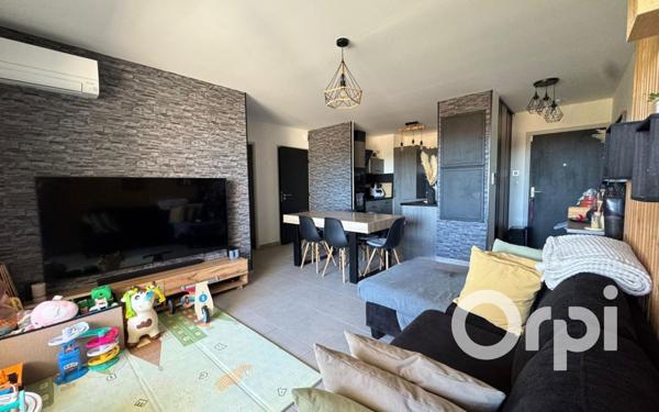 Appartement à vendre    2 pièces •  Saint-Martin-de-Crau