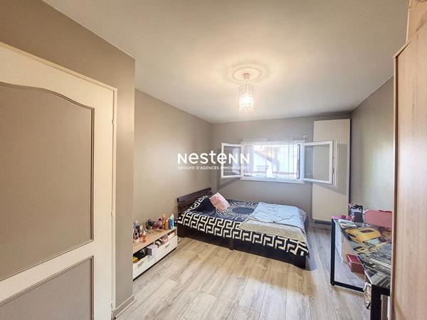 Maison Pierrefitte Sur Seine 6 pièces 110 m2 + véranda sur 270m² de terrain