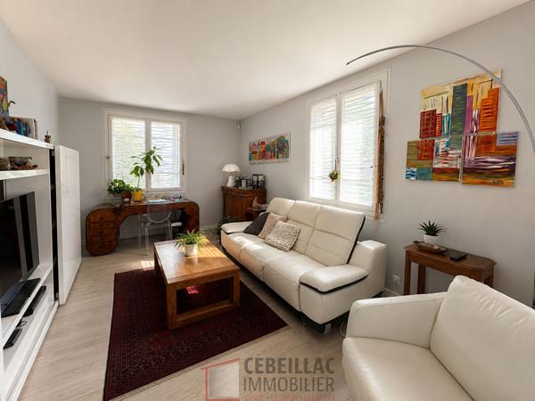 Royat - Maison avec panorama, jardin, terrasses et spa / 7 Pièces principales / 185 m² / Parcelle 942 m²