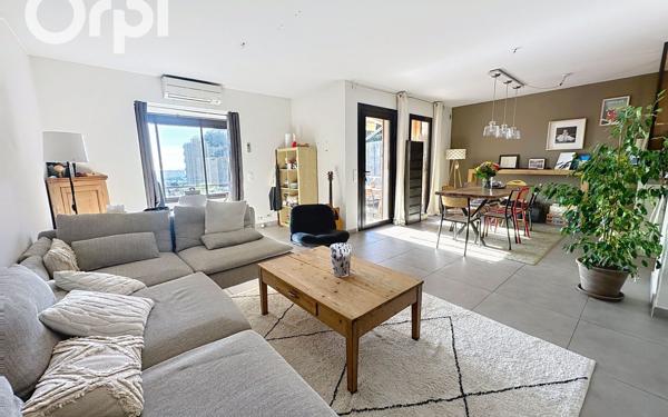 Maison à vendre    5 pièces • 120,23 m2 Saint-Laurent-du-Var