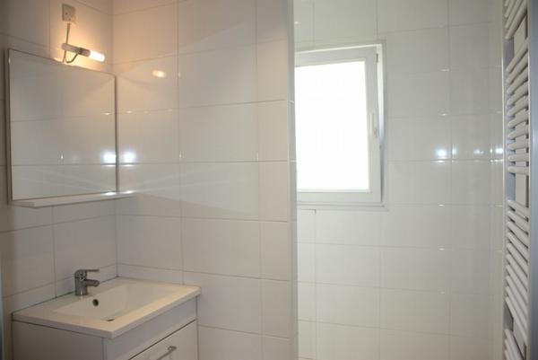 61270 RAI maison plain-pied 3 chambres, terrain clos  780 m²