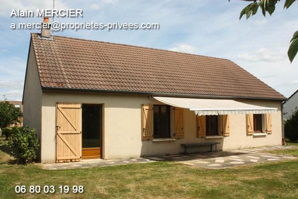 61270 RAI maison plain-pied 3 chambres, terrain clos  780 m²