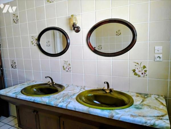 VALENTIGNEY - Maison de 7 pièces (environ 135 m² habitables) proche de toutes commodités