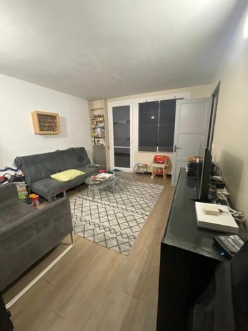 Appartement à vendre    3 pièces • 52,56 m2 Ris-Orangis