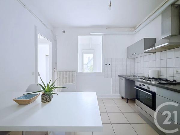 Appartement F3 à vendre  3 pièces - 68,86 m 2   BELFORT  - 90