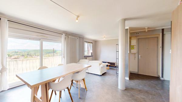 Grand-Charmont (25200) ???? Grand T4 lumineux et spacieux avec Balcon et parking sur Grand-Charmont ????