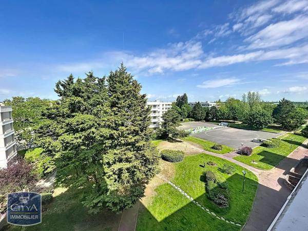 Appartement à vendre 3 pièces 66m² Élancourt (78990)
