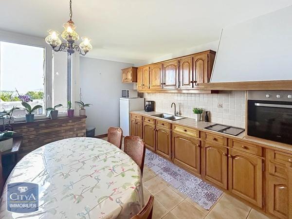 Appartement à vendre 3 pièces 66m² Élancourt (78990)