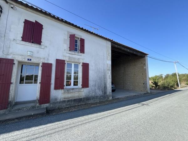 Maison à louer 890 € CC La Ronde 5 p 130 m² DPE D