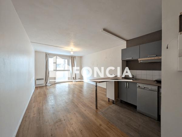 Location Appartement 2 pièces 43.12 m² - 82 RUE ORBE Rouen 76000
