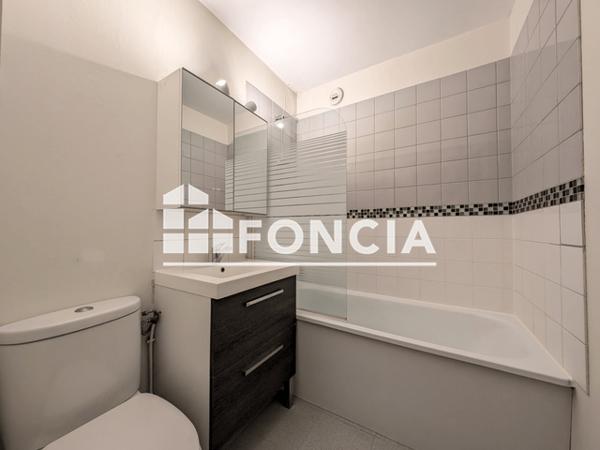 Location Appartement 2 pièces 43.12 m² - 82 RUE ORBE Rouen 76000