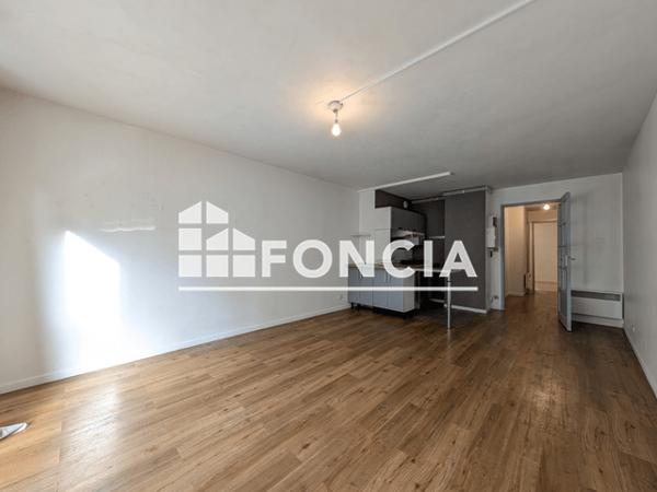 Location Appartement 2 pièces 43.12 m² - 82 RUE ORBE Rouen 76000