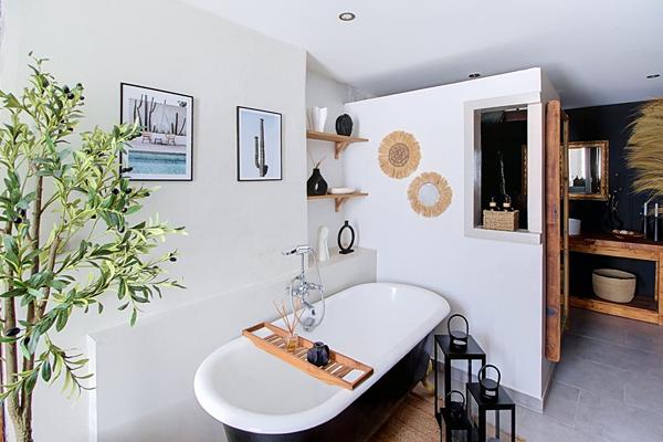 A VENDRE EN EXCLUSIVITÉ ! LES ARCS-SUR-ARGENS Appartement T4 104m²  avec grande terrasse  35m² + cave 13m²