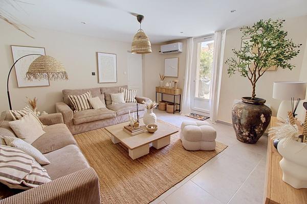 A VENDRE EN EXCLUSIVITÉ ! LES ARCS-SUR-ARGENS Appartement T4 104m²  avec grande terrasse  35m² + cave 13m²