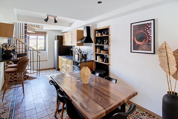 A VENDRE EN EXCLUSIVITÉ ! LES ARCS-SUR-ARGENS Appartement T4 104m²  avec grande terrasse  35m² + cave 13m²