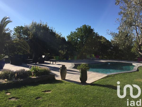 Maison à vendre 7 pièces 220 m² Le Castellet