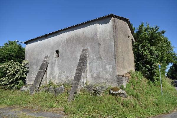 Dpt Deux Sèvres (79), à vendre COURLAY terrain constructible en parti