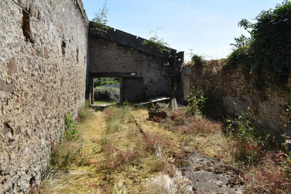 Dpt Deux Sèvres (79), à vendre COURLAY terrain constructible en parti