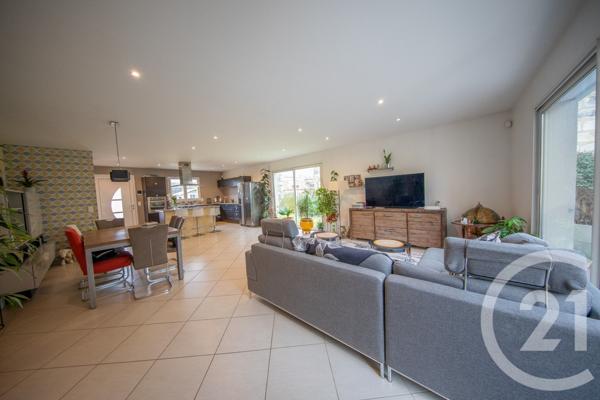 Maison à vendre  6 pièces - 154,22 m2 PAREMPUYRE - 33