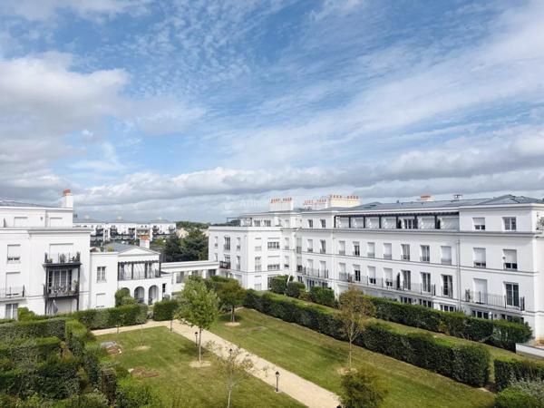 Vente Appartement 4 pièces 87 m2 à Serris