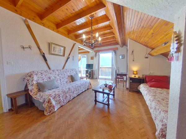 04400 LE SAUZE GRAND STUDIO - LE SAUZE